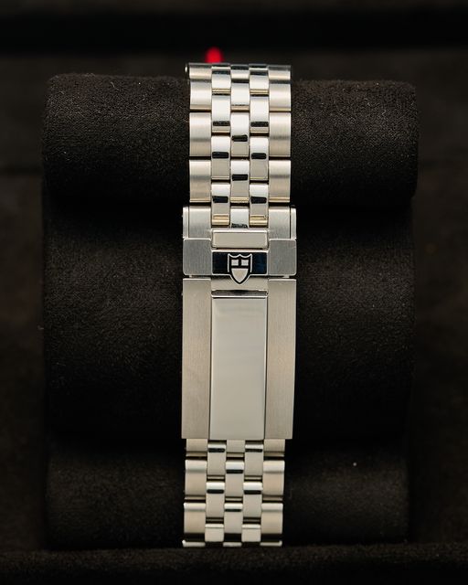 Tudor Black Bay Chrono M79360N-0019 Image 4